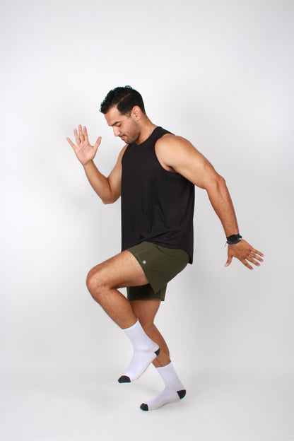 BLACK SLEEVELESS SHIRT