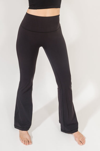 BLACK FLARE LEGGING